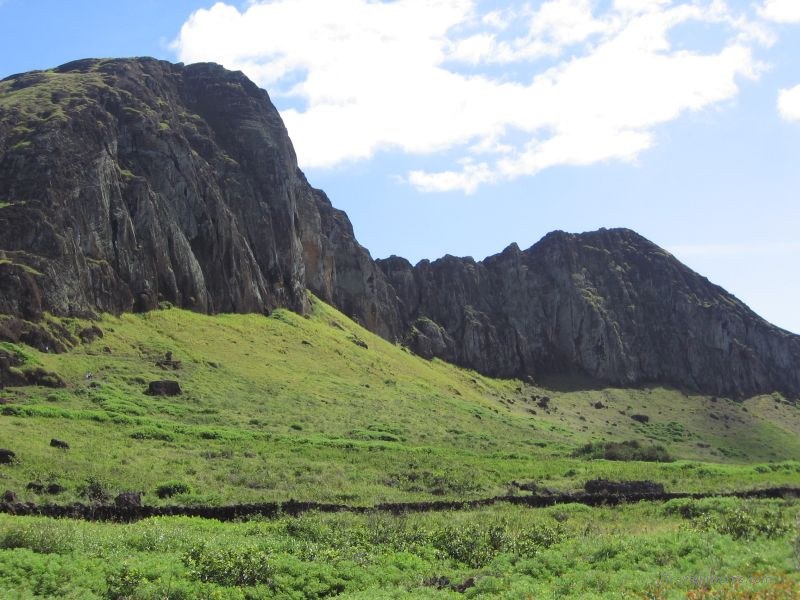 Rano Raraku volcano